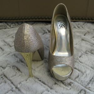 Speed Limit 98 sparkle Heels